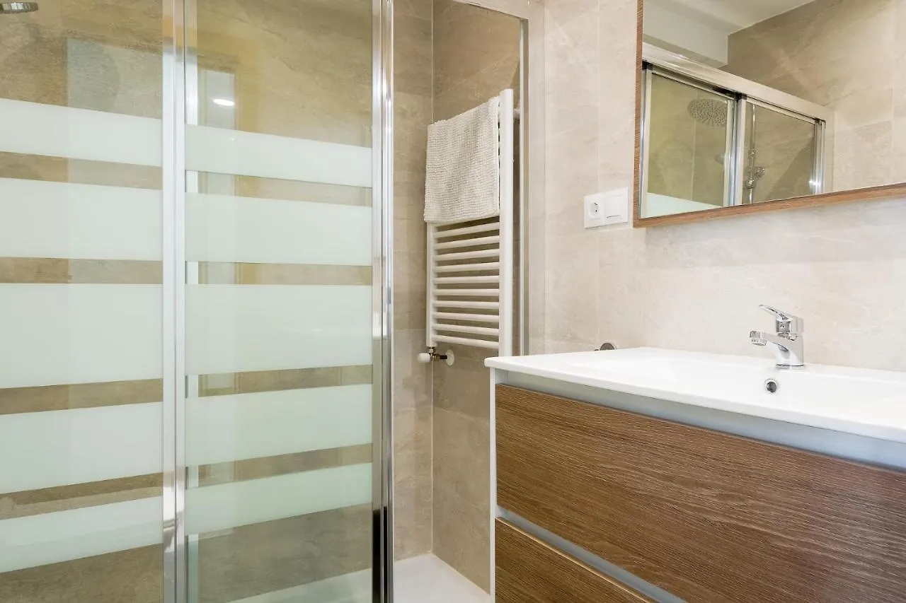 Apartment In Bilbao City Center, Families And Groups